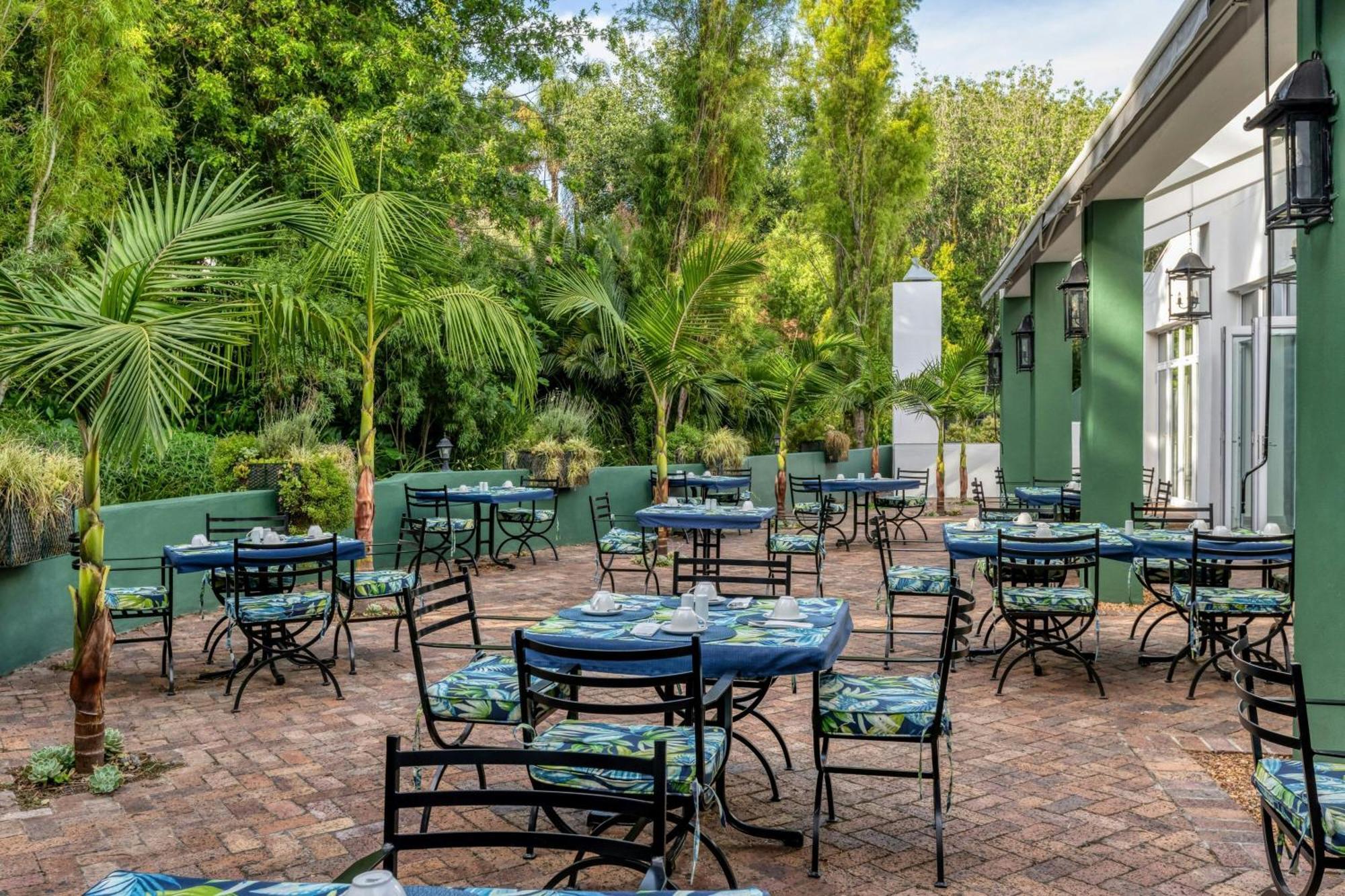 Lord Charles Hotel Somerset West Buitenkant foto