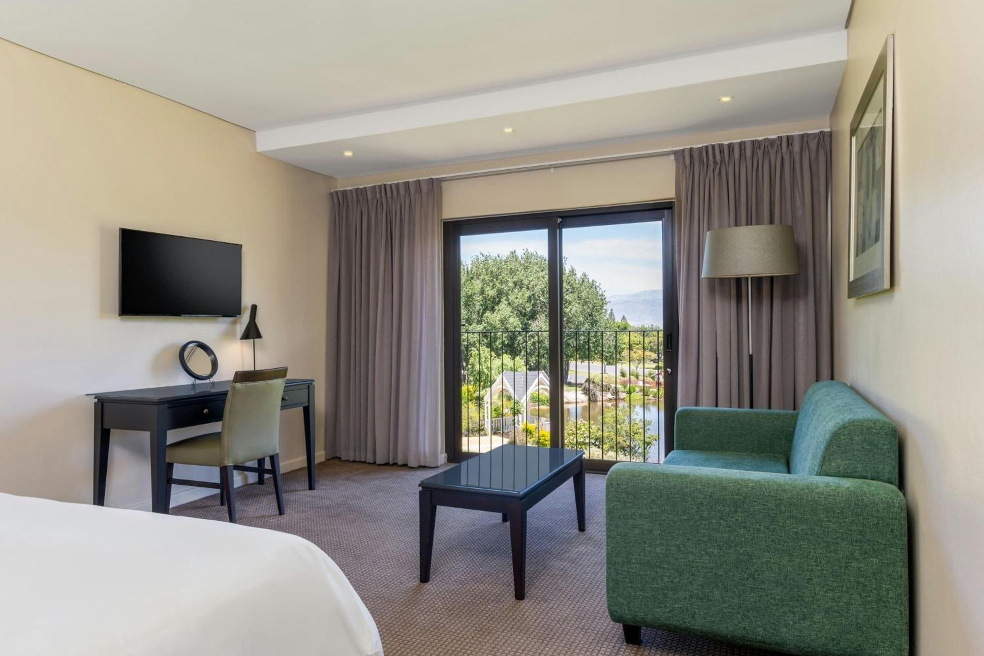 Lord Charles Hotel Somerset West Buitenkant foto