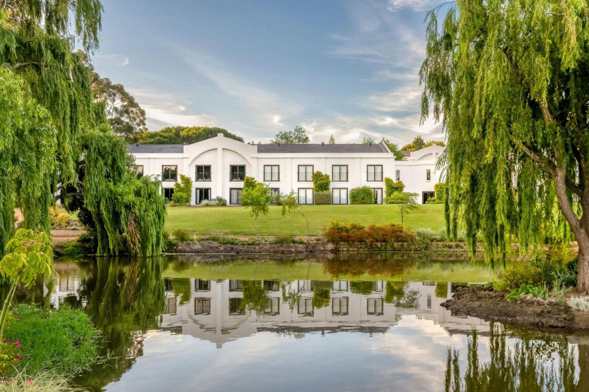 Lord Charles Hotel Somerset West Buitenkant foto