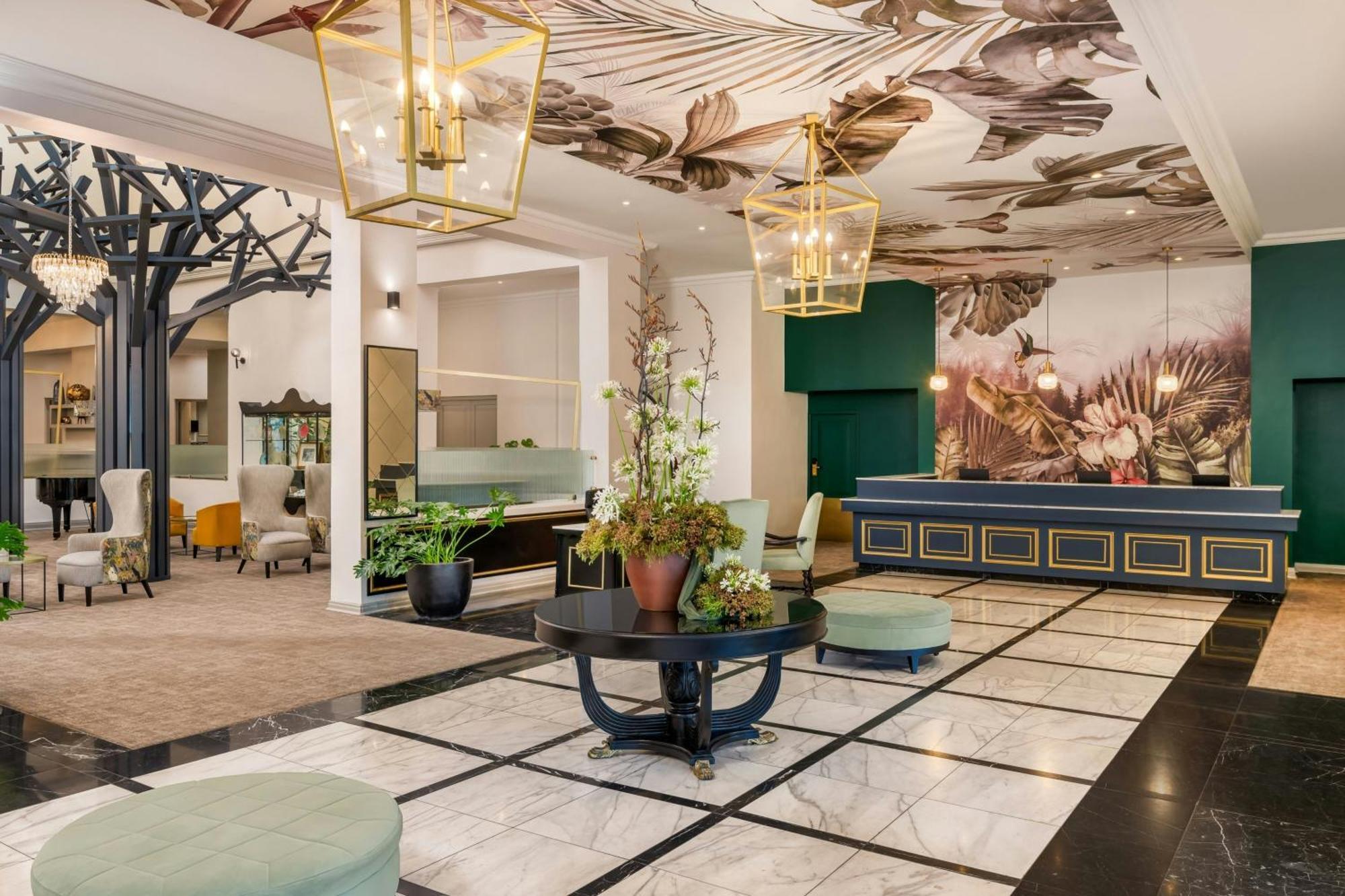 Lord Charles Hotel Somerset West Buitenkant foto